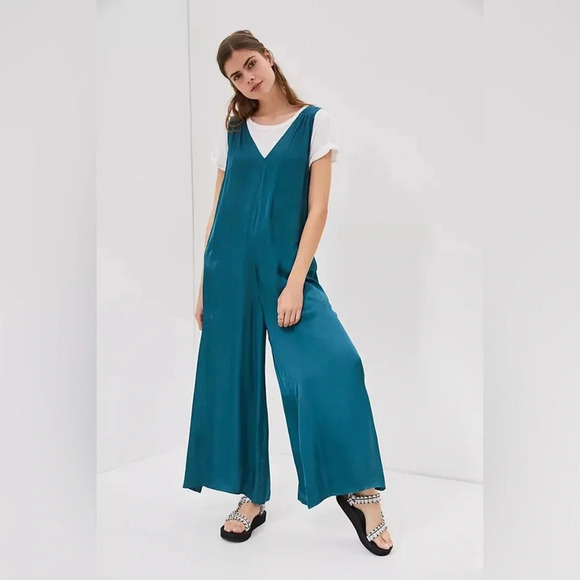 Anthropologie Pants - ANTHROPOLOGIE Juniper Wide Leg Jumpsuit in Dark Turquoise